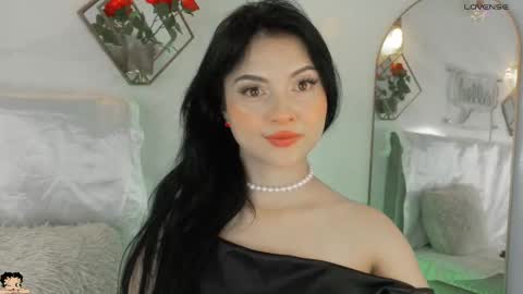 Snapshot of naamah_b chatting on September 20, 2:20 pm naamah_b online show from September 20, 2:20 pm