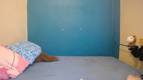 Snapshot of nadinnnea chatting on March 8, 11:37 am nadinnnea online show from March 8, 11:37 am