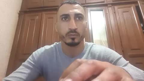 V online show from January 10, 2:33 pm