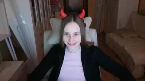 naebina online show from September 25, 9:49 am