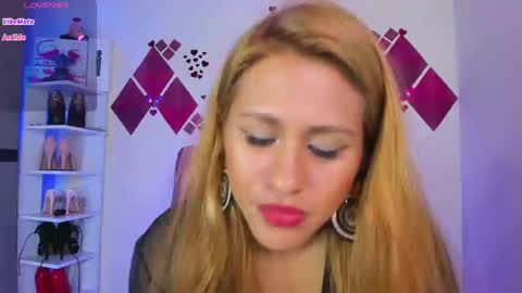 Snapshot of nahlaghaada chatting on March 4, 11:54 pm Nahla online show from March 4, 11:54 pm
