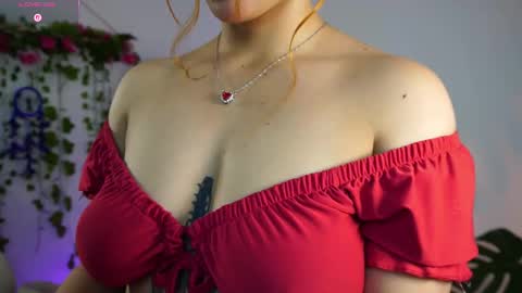 Naho  Sigueme en mis Redes Sociales Follow me on my social networks online show from December 5, 10:18 pm