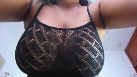 Nahomy online show from September 20, 8:56 pm