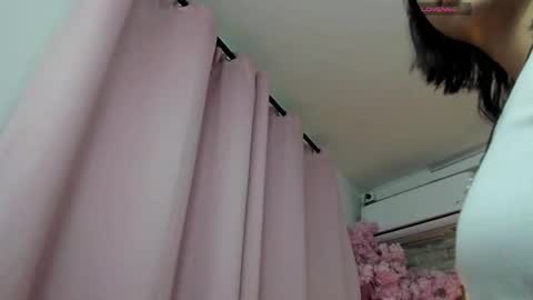 naiawhisper online show from February 22, 12:08 pm