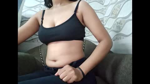 Snapshot of naina00123 chatting on September 20, 8:06 am Naina online show from September 20, 8:06 am