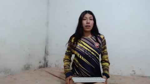 naisha and axel2 online show from October 23, 8:10 pm