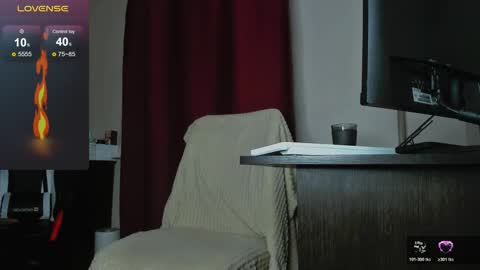 Asy no face  online show from December 5, 12:14 pm