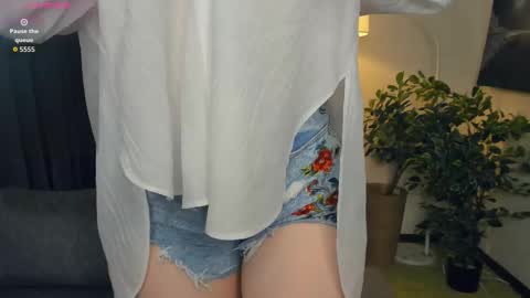 Kate online show from November 12, 1:57 pm