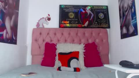 NALAROY online show from December 20, 5:14 am