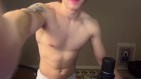 Snapshot of namiraaxel chatting on October 15, 6:53 pm Georges online show from October 15, 6:53 pm