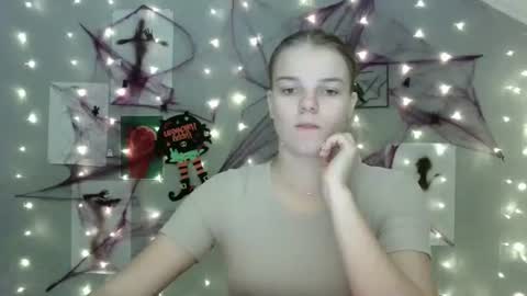 Nana online show from October 2, 8:13 am