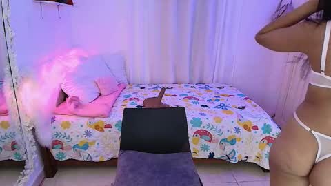 Snapshot of nanami_20 chatting on October 8, 7:42 pm samantha online show from October 8, 7:42 pm