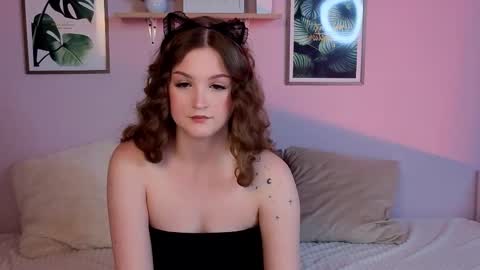 Maeve online show from March 3, 8:27 pm