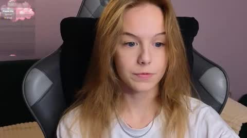 Snapshot of nanami_v02 chatting on September 15, 2:18 pm Maeve online show from September 15, 2:18 pm