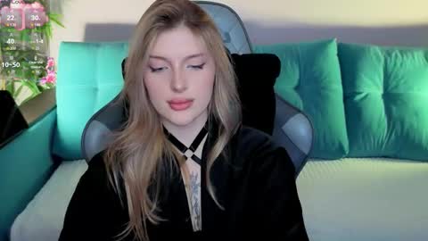 Snapshot of nanami_v02 chatting on September 29, 3:00 pm Maeve online show from September 29, 3:00 pm