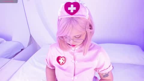 Snapshot of nanaosaky chatting on October 20, 11:59 am NanaOsaky online show from October 20, 11:59 am