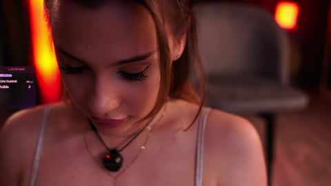 Mary online show from May 4, 5:41 pm