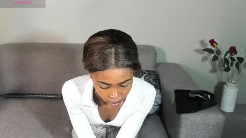 Nancy online show from February 12, 4:33 am