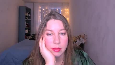 Nancy online show from December 17, 8:32 am