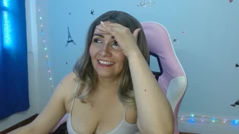 nanis online show from April 5, 3:42 pm