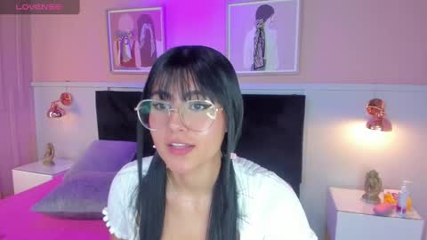 Naoko online show from February 2, 6:53 pm