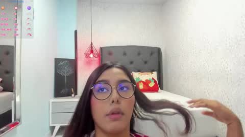 Naomi online show from December 22, 12:34 pm