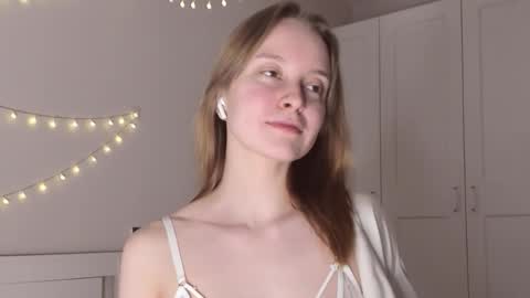 Naomi online show from January 10, 6:46 pm