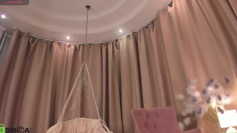 Snapshot of naomi_rias chatting on October 15, 12:36 am Naomi online show from October 15, 12:36 am