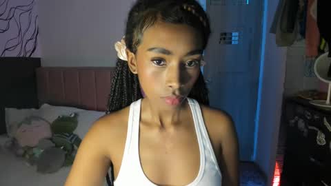 Naomii online show from February 27, 12:57 am