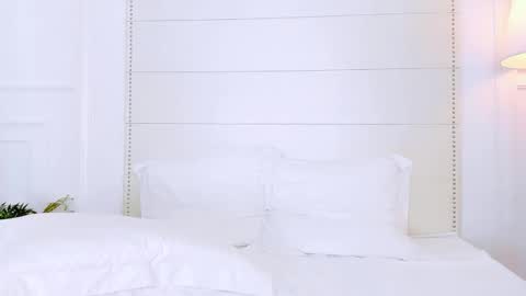 Naomi online show from December 21, 3:35 am