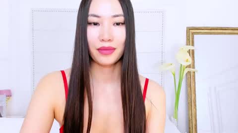 Naomi online show from March 12, 5:57 am