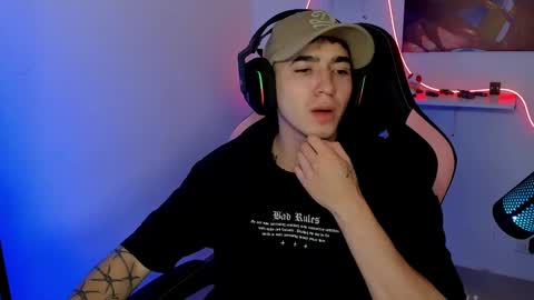 sebastian online show from February 25, 5:52 am