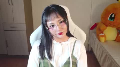 Naree online show from February 8, 9:46 am