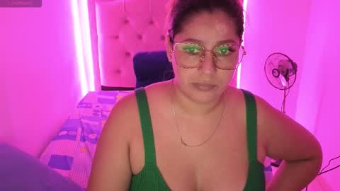 Nasly batista  online show from October 10, 9:04 am