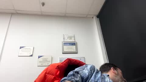 nassobout online show from February 12, 11:09 pm