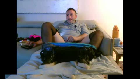 nassobout online show from October 1, 2:10 am