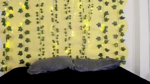 Snapshot of nastasha_nasty1 chatting on February 2, 5:10 am Maira online show from February 2, 5:10 am