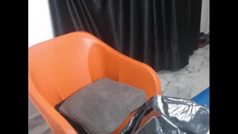 nasty_luna0 online show from January 6, 4:36 am