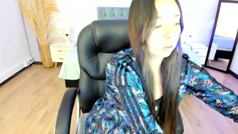 Snapshot of nata_velvet chatting on September 21, 12:53 pm Nata online show from September 21, 12:53 pm