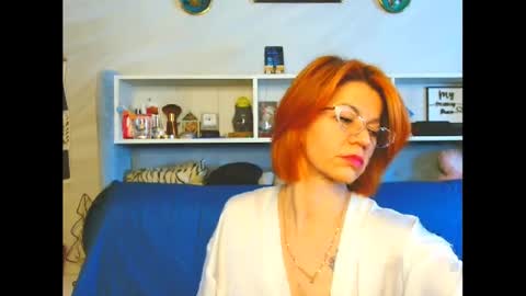 Snapshot of natali3855 chatting on February 23, 9:44 am Natali online show from February 23, 9:44 am