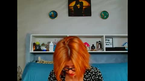 Snapshot of natali3855 chatting on September 17, 4:49 am Natali online show from September 17, 4:49 am