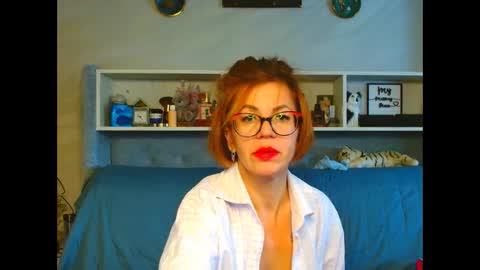 Snapshot of natali3855 chatting on October 3, 6:21 am Natali online show from October 3, 6:21 am