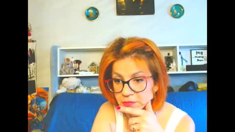 Snapshot of natali3855 chatting on March 12, 10:26 am Natali online show from March 12, 10:26 am