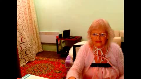 natali online show from November 8, 8:45 pm