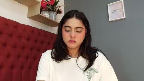 Naty  online show from November 30, 12:34 pm