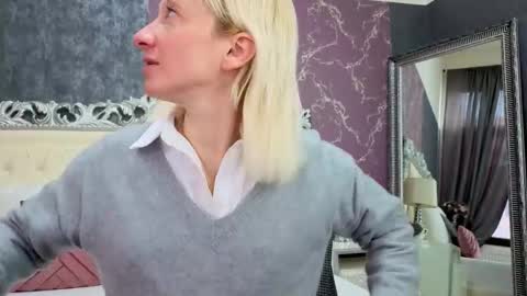 Natalie online show from February 24, 7:33 am