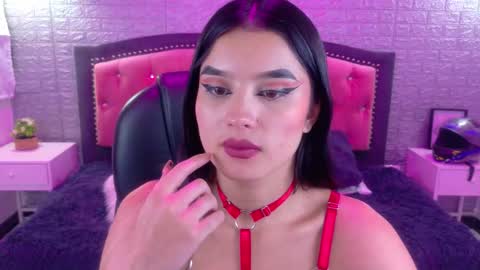 natalie  online show from February 4, 6:50 am