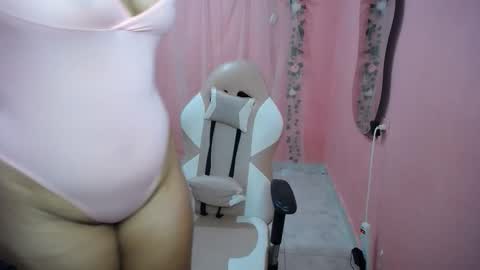 natalielabellex1 online show from September 25, 6:59 pm