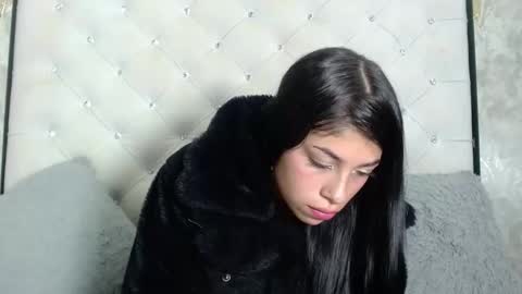 Snapshot of nataliepetite3x chatting on September 18, 11:58 am Natalie online show from September 18, 11:58 am