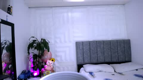 Snapshot of nataly_mcry chatting on February 1, 3:39 pm NATALY online show from February 1, 3:39 pm